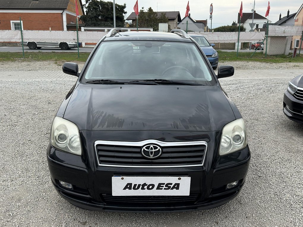 Toyota Avensis 1.8i 