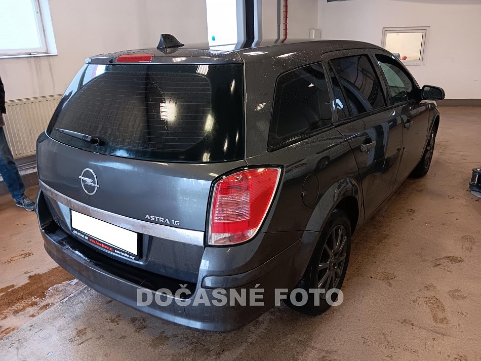 Opel Astra 1.6i 