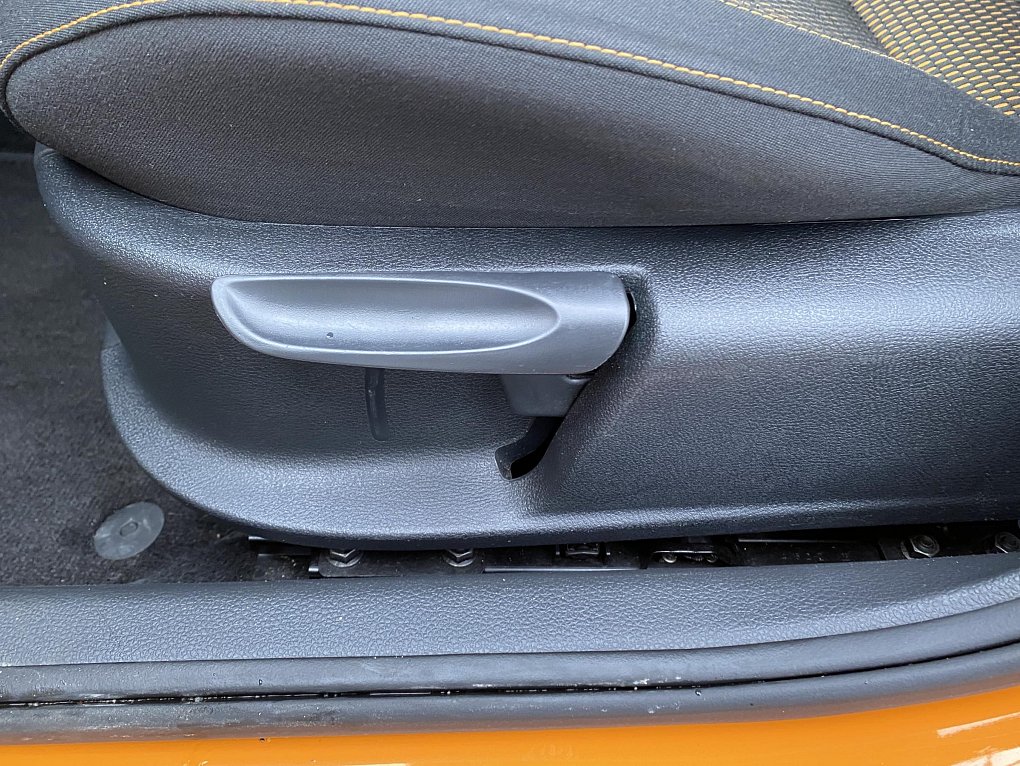 Volkswagen Polo 1.2 TSi CROSS