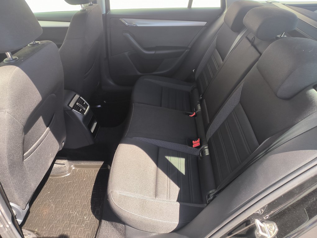 Škoda Octavia III 1.5 TSi Ambition