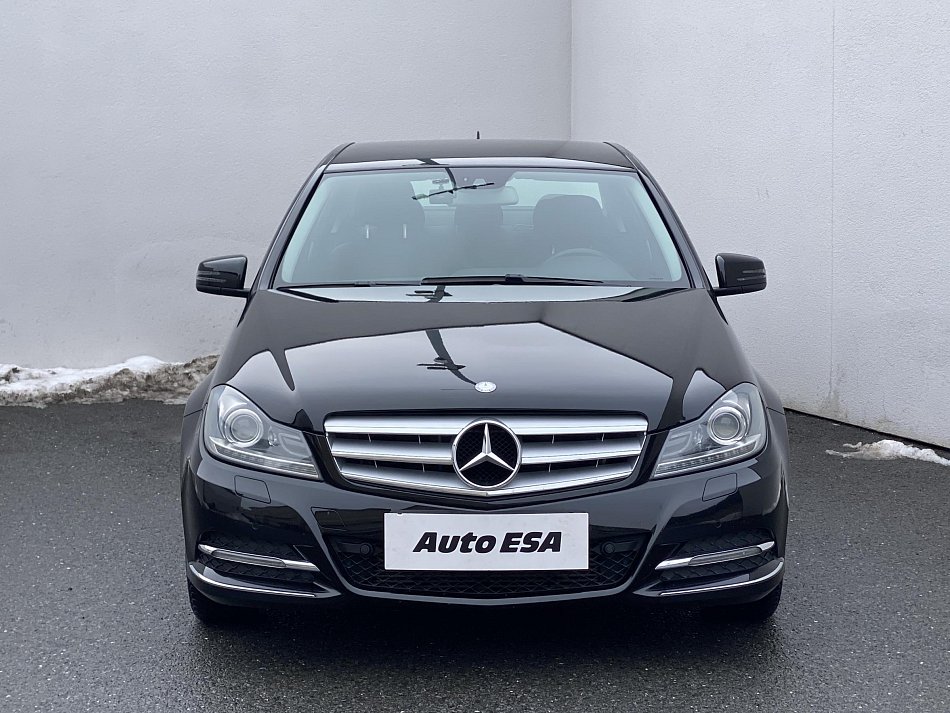 Mercedes-Benz Třída C 2.2 CDi Avantgarde C 220