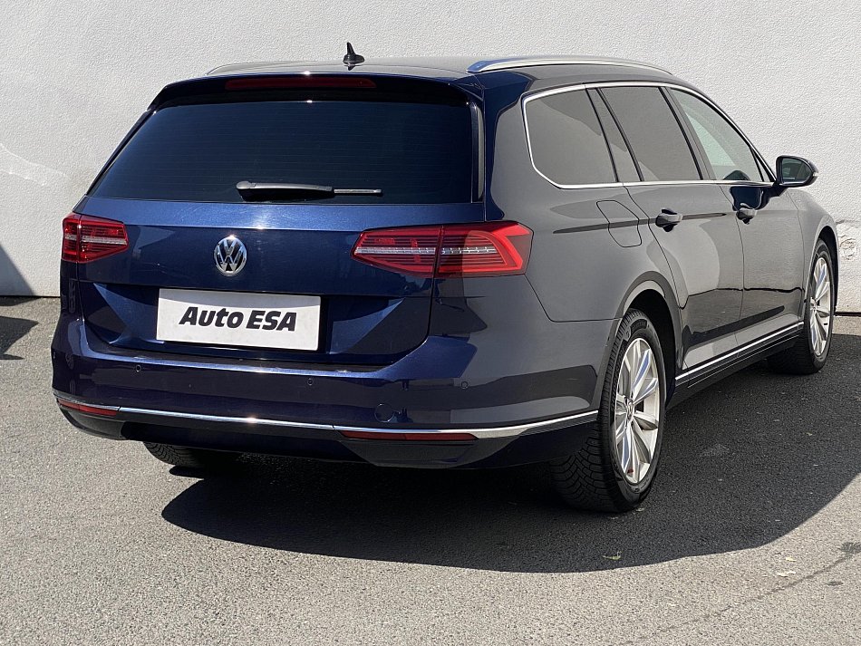 Volkswagen Passat 2.0 TDi Highline