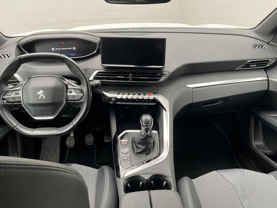 Peugeot 5008 1.2PT Allure