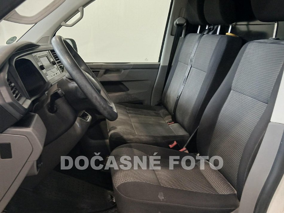 Volkswagen Transporter 2.0TDi  L2H1 T6.1