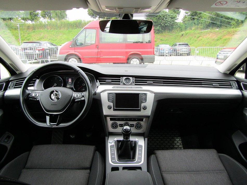 Volkswagen Passat 1.6 TDi 