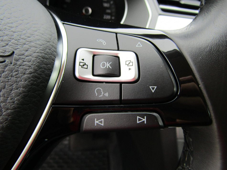 Volkswagen Passat 1.6 TDi 