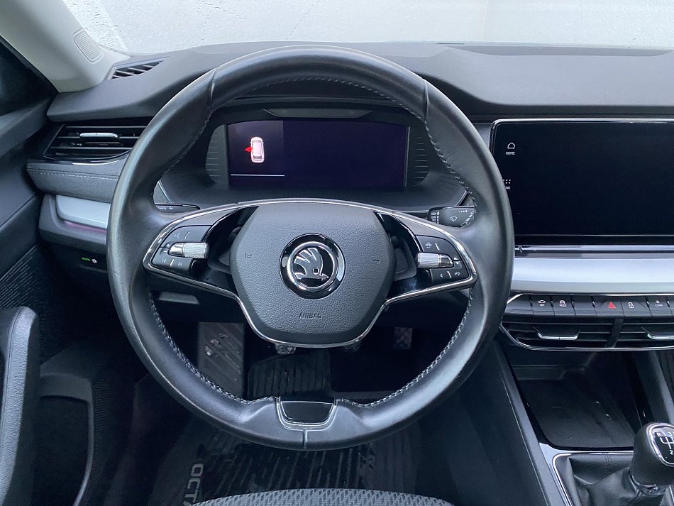 Škoda Octavia IV 2.0 TDi Style