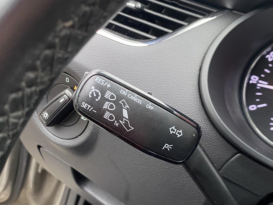 Škoda Octavia III 1.4 TSi Elegance