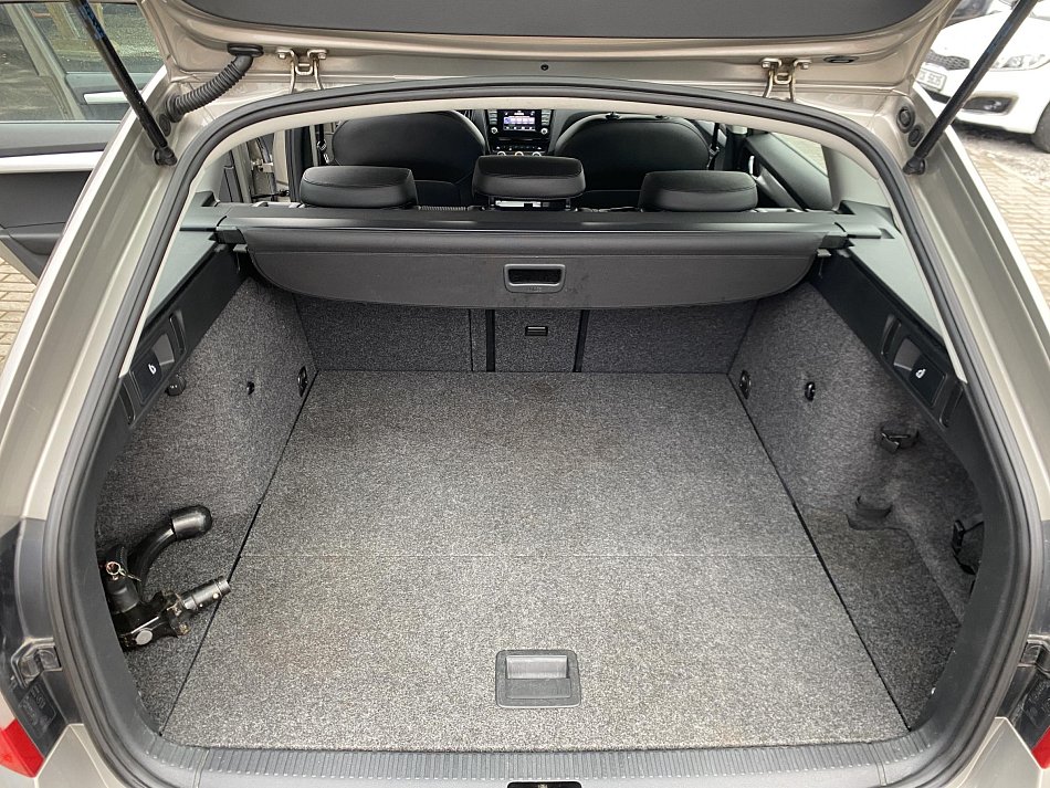 Škoda Octavia III 1.4 TSi Elegance