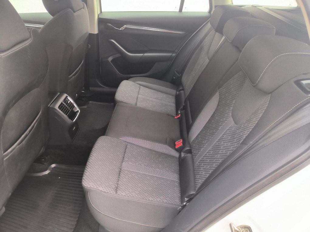 Škoda Octavia IV 2.0 TDi Style