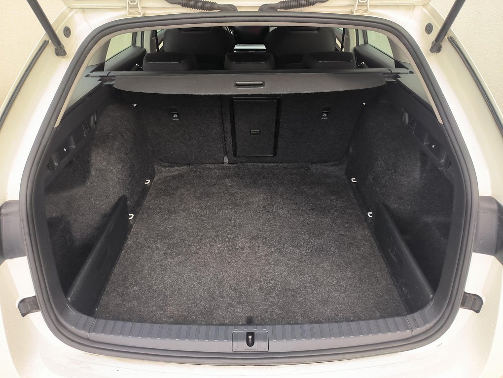 Škoda Octavia IV 2.0 TDi Style