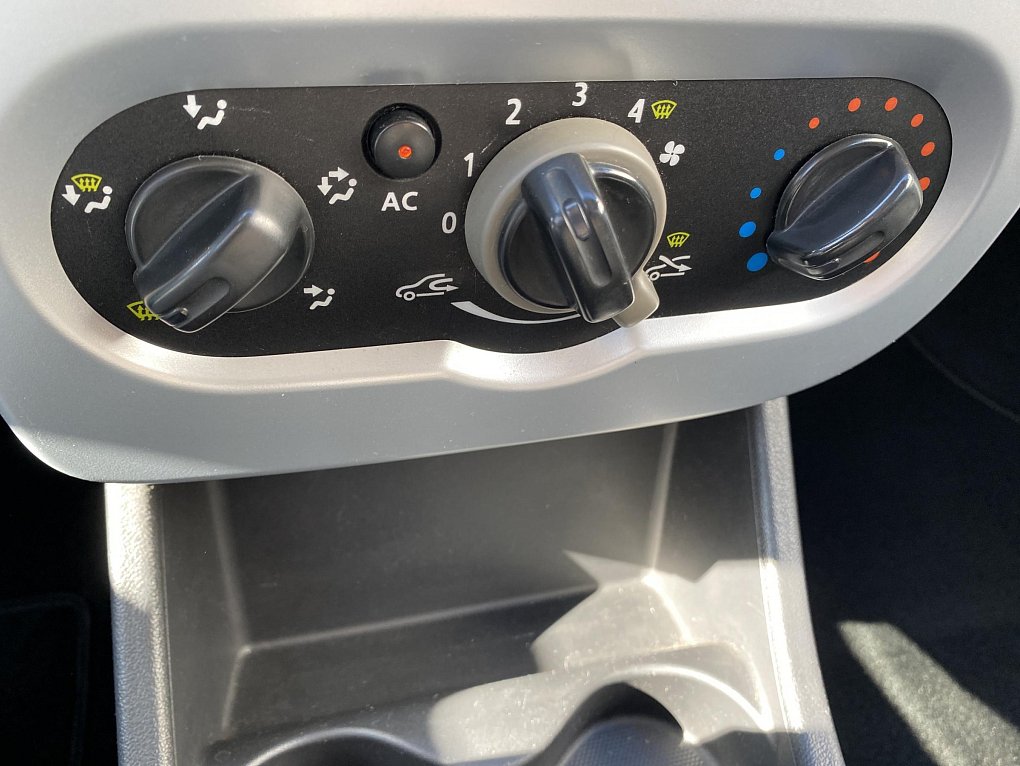 Dacia Sandero 1.4 MPi 