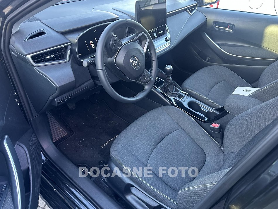 Toyota Corolla 1.5 i 