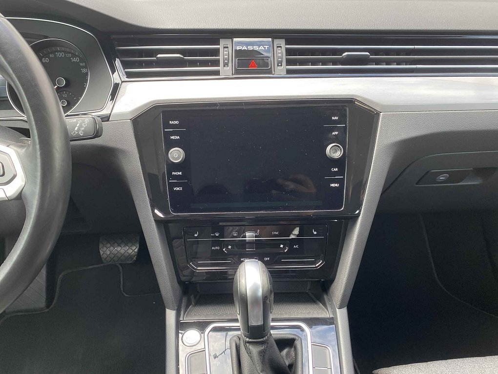 Volkswagen Passat 2.0 TDi Business