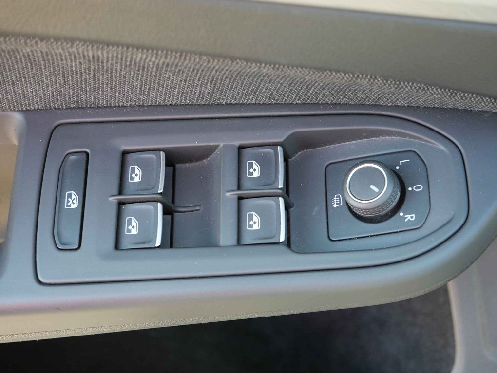Volkswagen Golf 1.0 eTSi Life