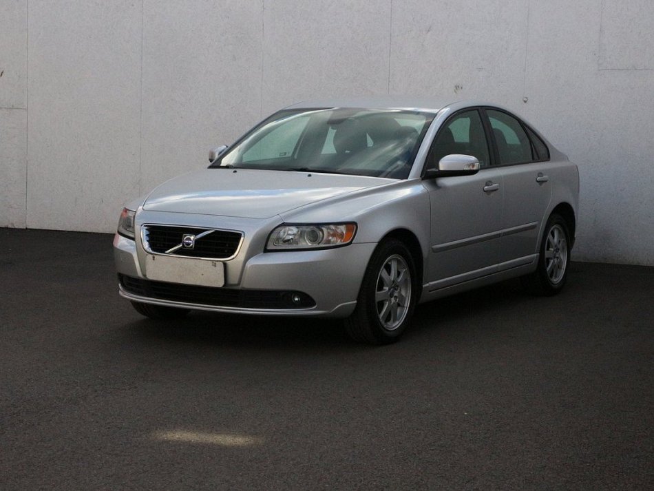 Volvo S40 2.5 i 