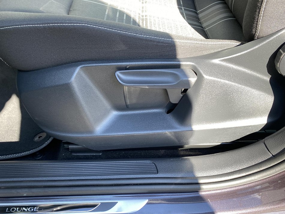 Volkswagen Sportsvan 1.6 TDi Lounge