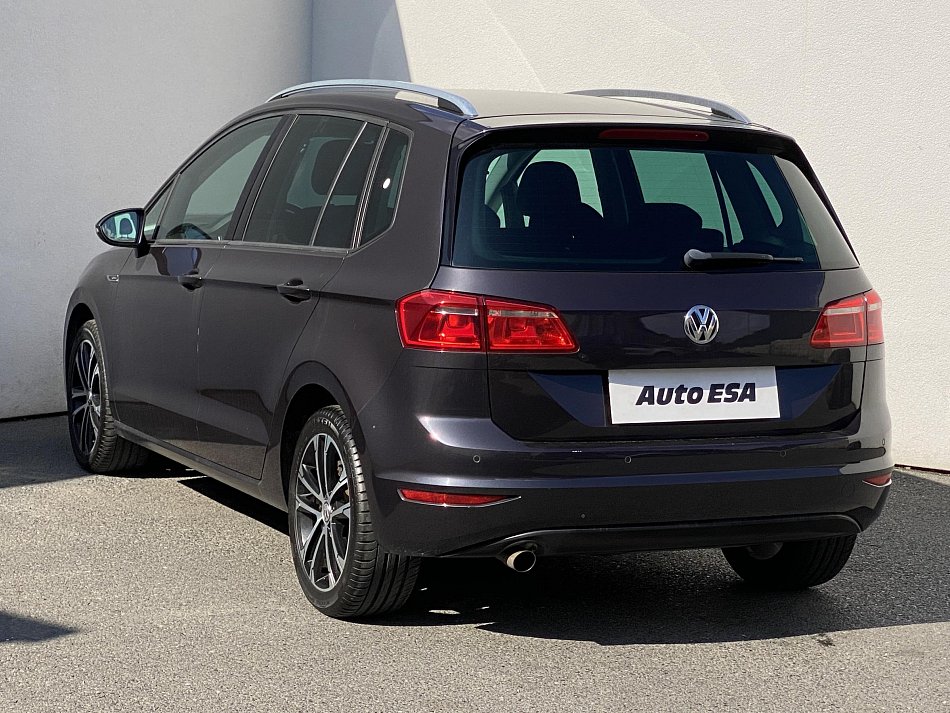 Volkswagen Sportsvan 1.6 TDi Lounge