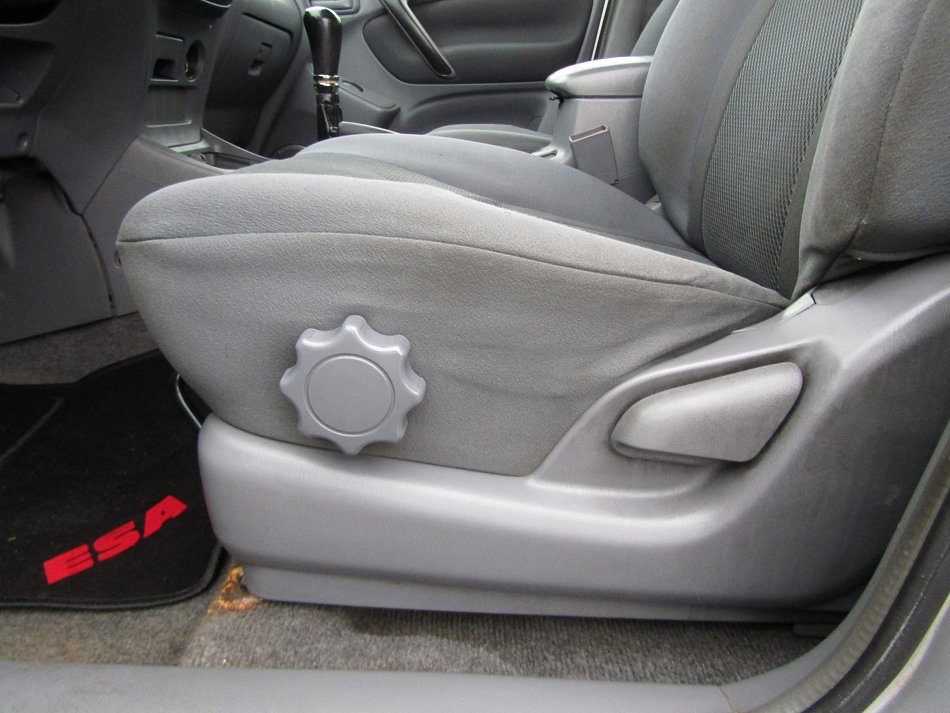 Toyota RAV4 2.0i  4x4