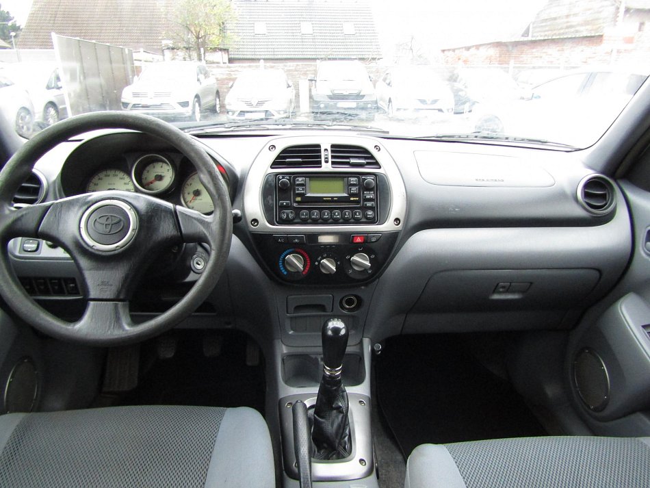 Toyota RAV4 2.0i  4x4