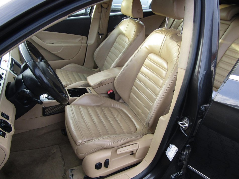 Volkswagen Passat 2.0 TDi 