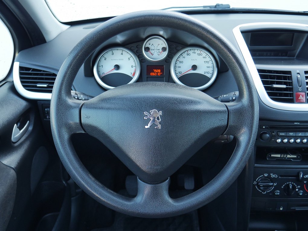 Peugeot 207 1.4i 