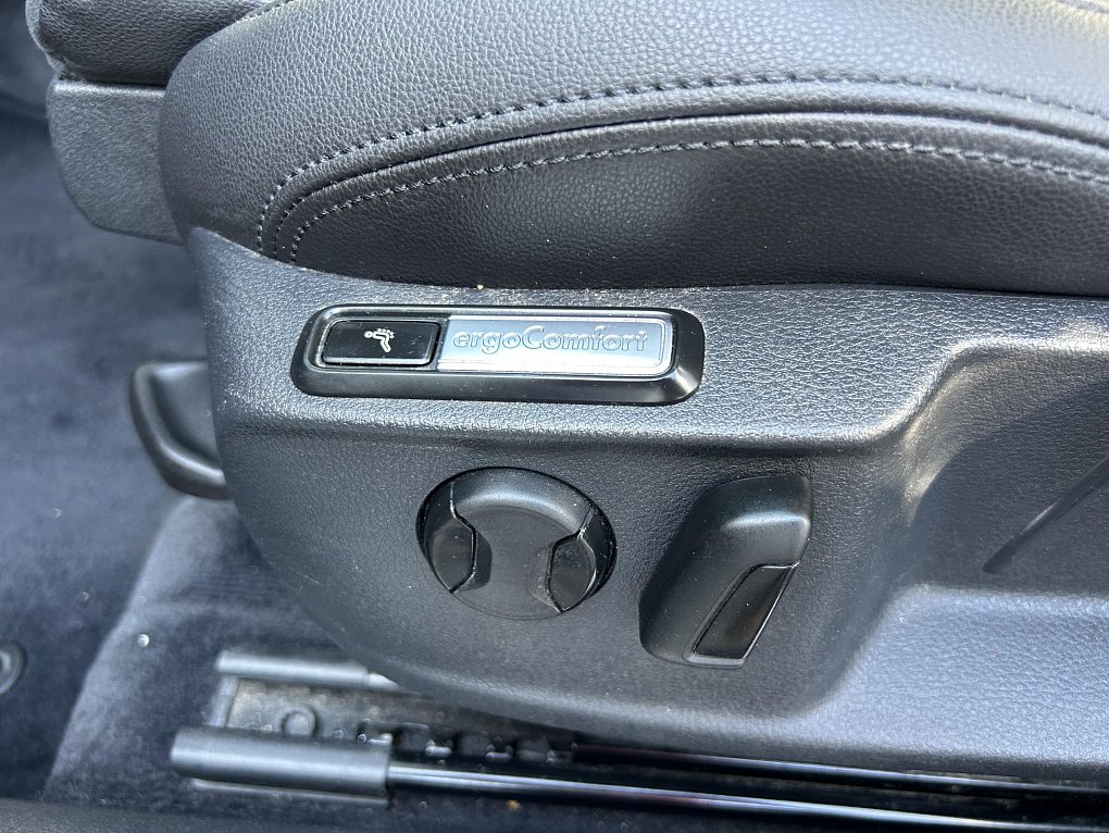 Volkswagen Passat 2.0 TDi Highline