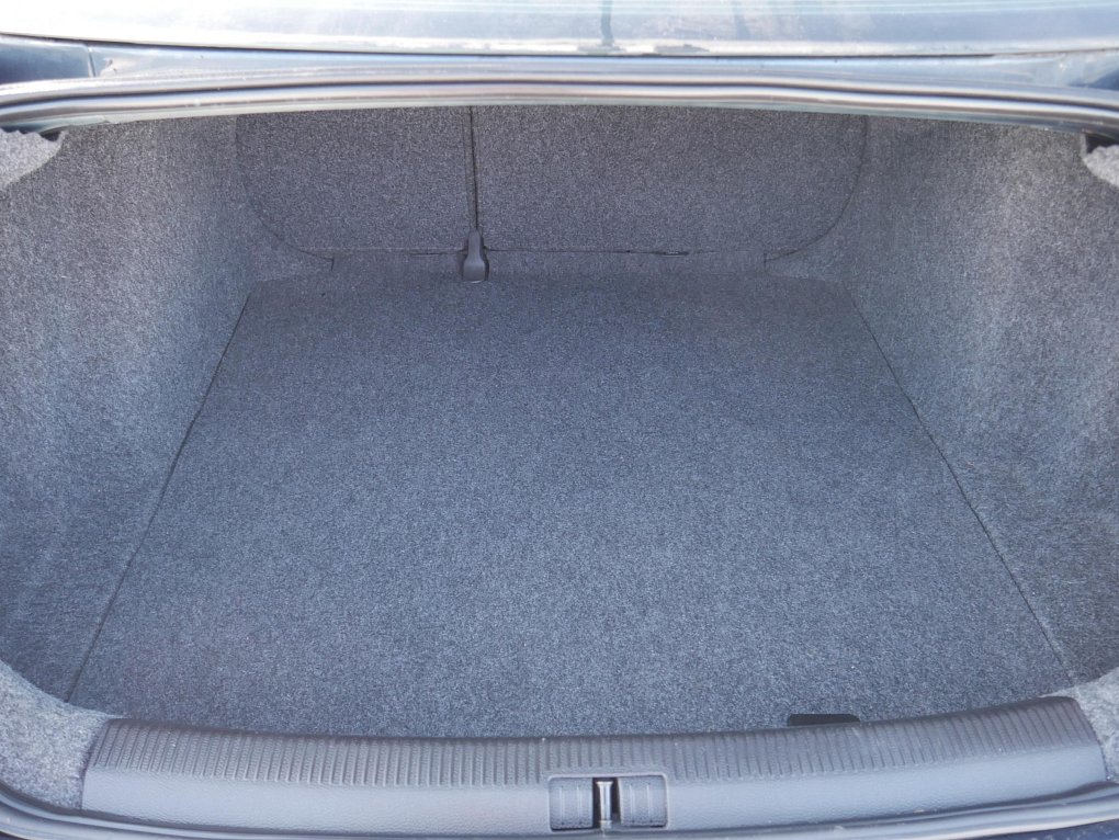 Volkswagen Jetta 1.6i 