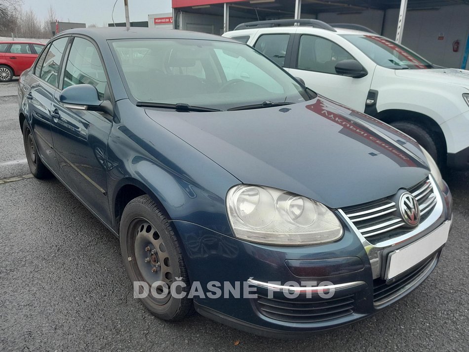 Volkswagen Jetta 1.6i 