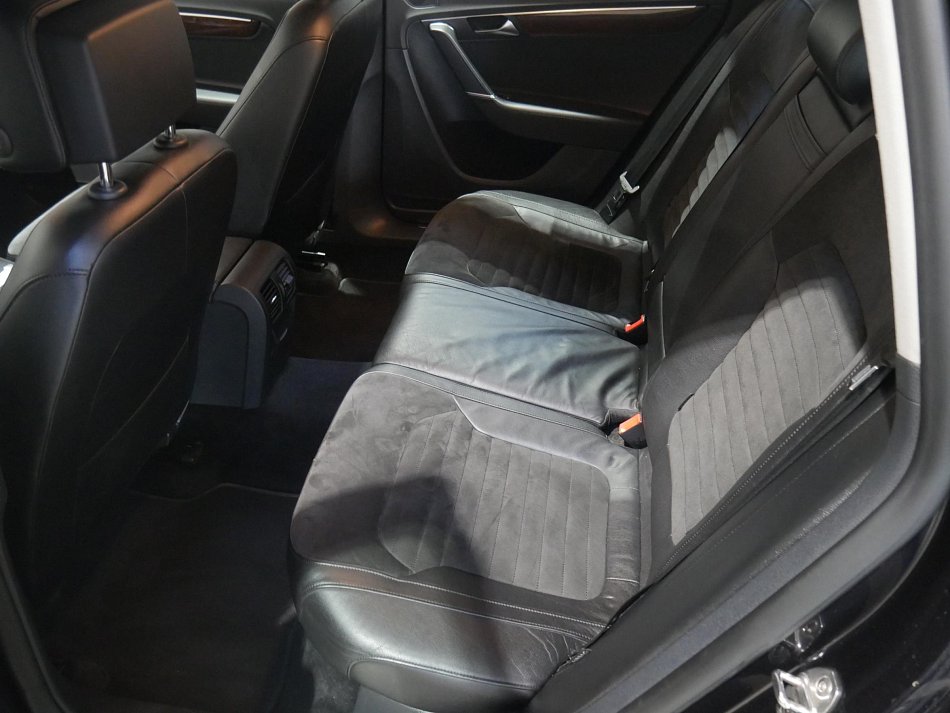 Volkswagen Passat 2.0TDi 