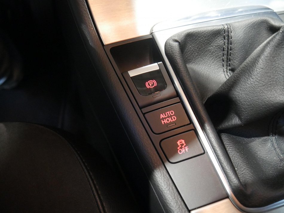 Volkswagen Passat 2.0TDi 