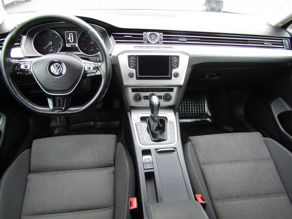 Volkswagen Passat 2.0 TDi 