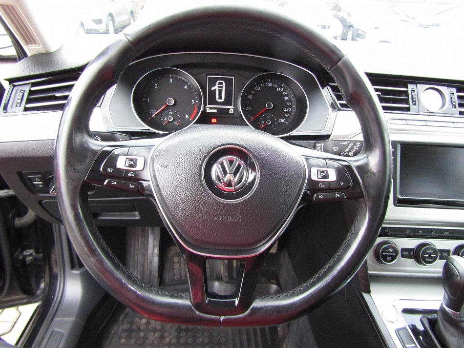 Volkswagen Passat 2.0 TDi 