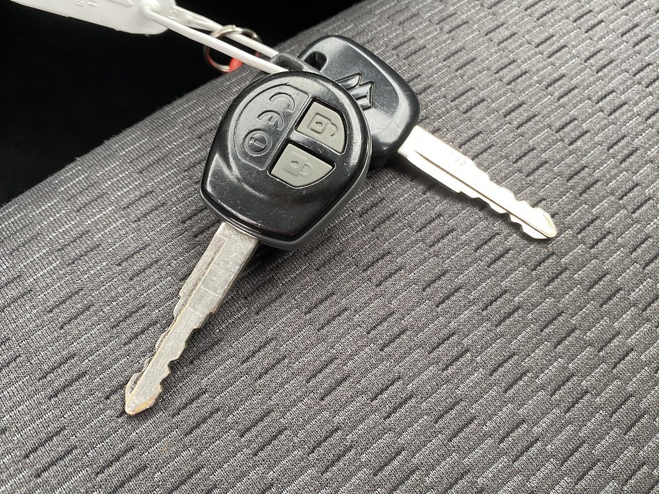 Suzuki Jimny 1.3 i Club 4X4