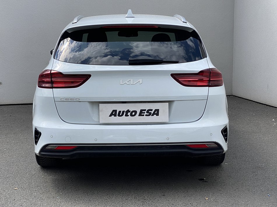 Kia Ceed 1.5 TGDi TOP SW