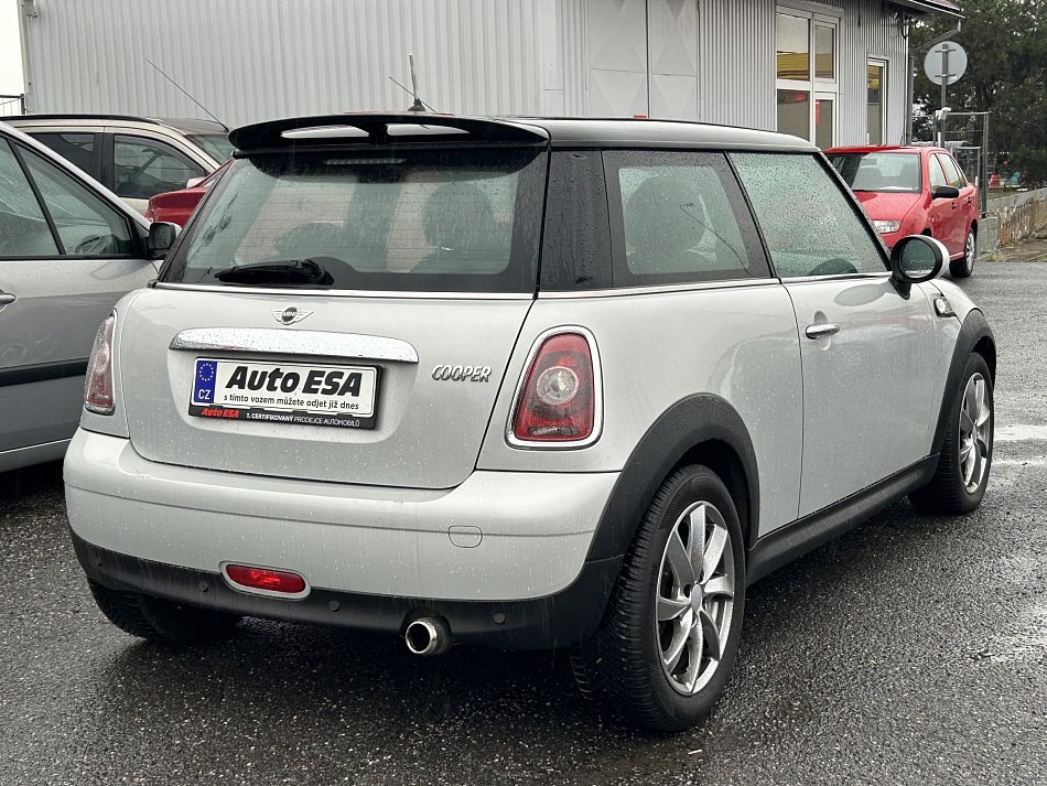 Mini Cooper 1.6i 