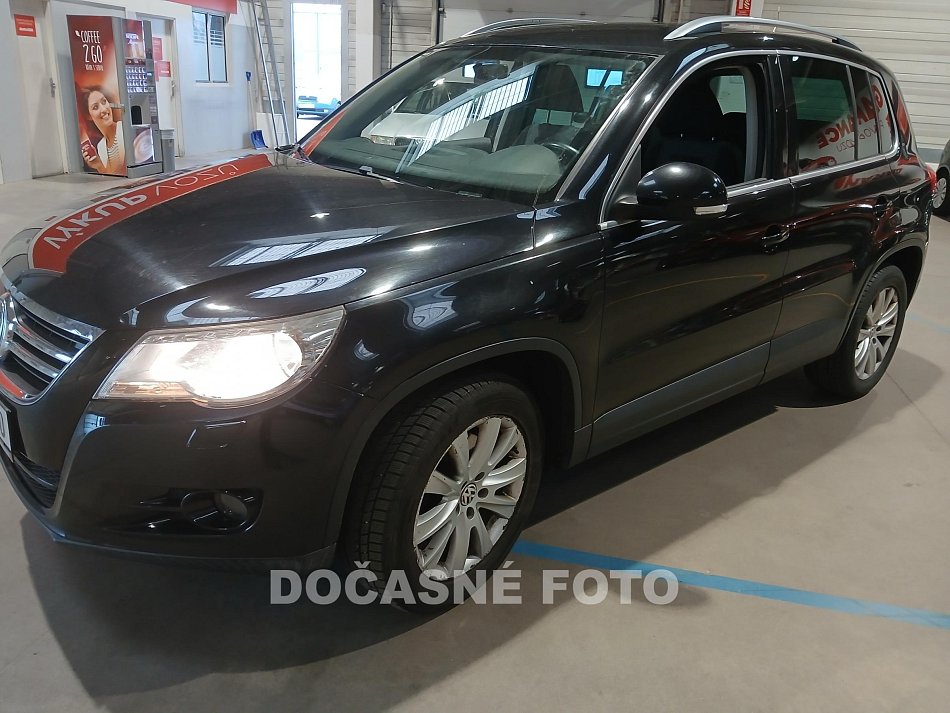 Volkswagen Tiguan 2.0. 