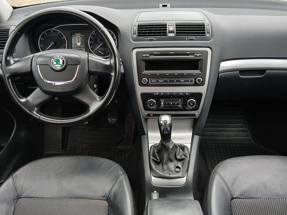 Škoda Octavia II 1.4 TSi Elegance