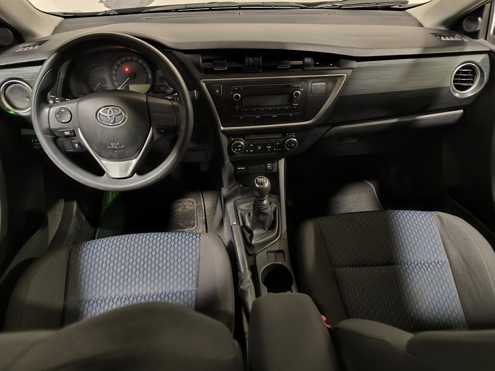 Toyota Auris 1.3 VVT-i Cool