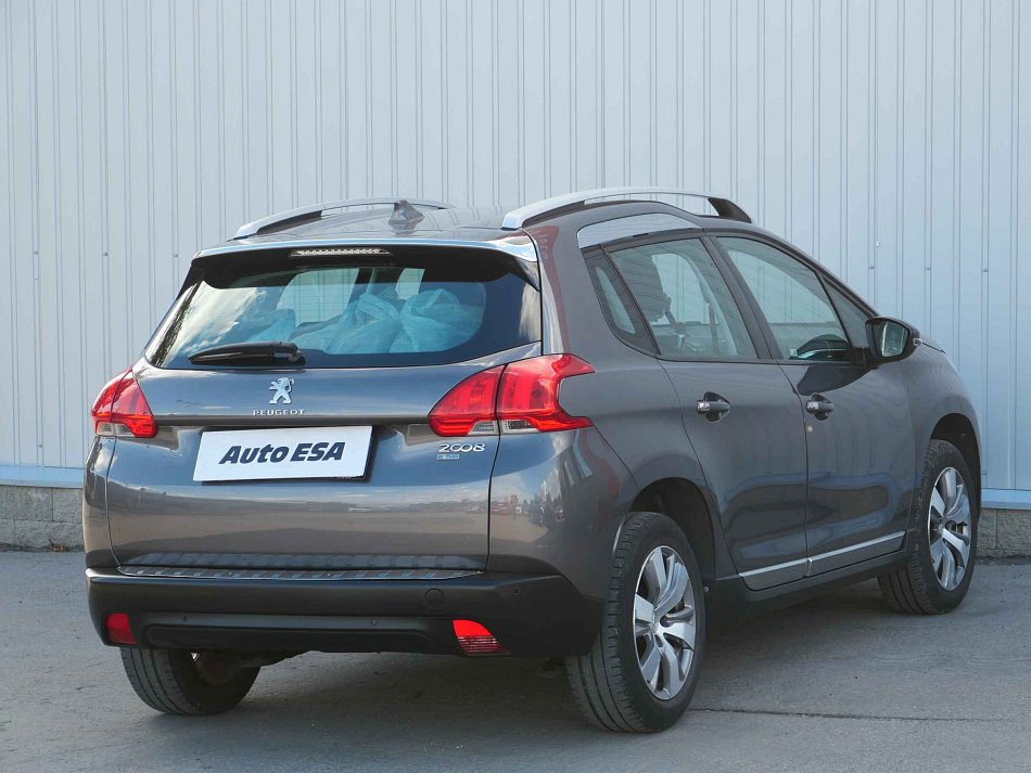 Peugeot 2008 1.2 PT GT Line