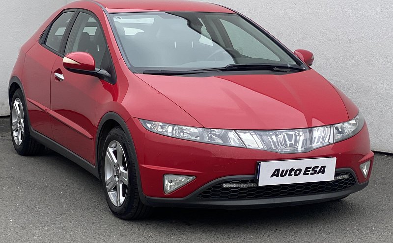 Honda Civic 1.8 i-VTEC Sport