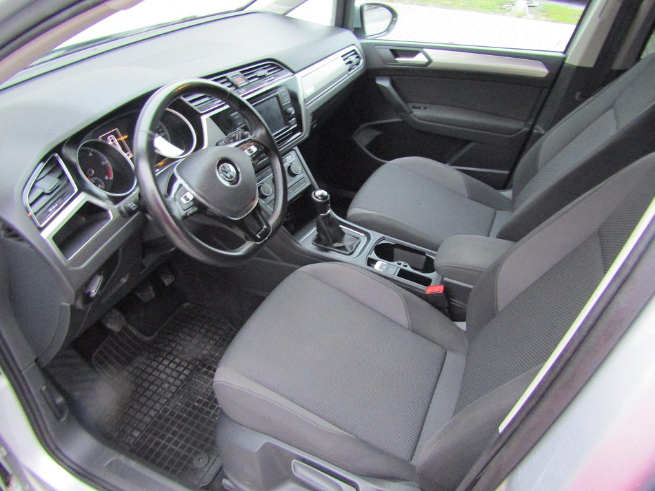 Volkswagen Touran 1.6TDi 