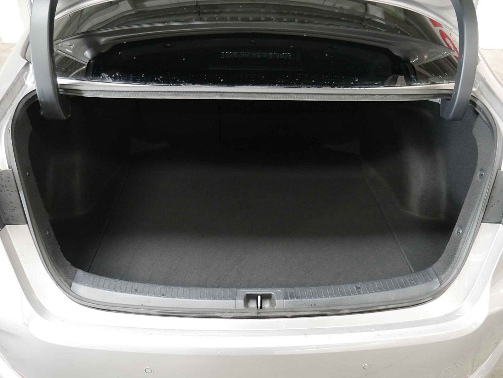 Toyota Corolla 1.6i 