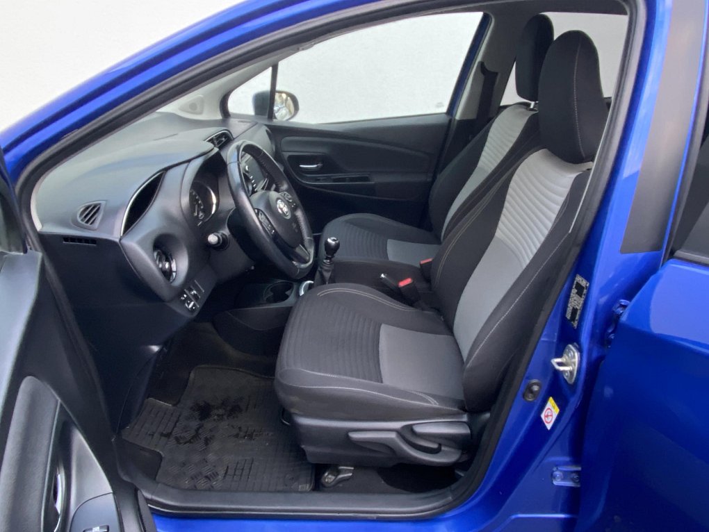 Toyota Yaris 1.5i 