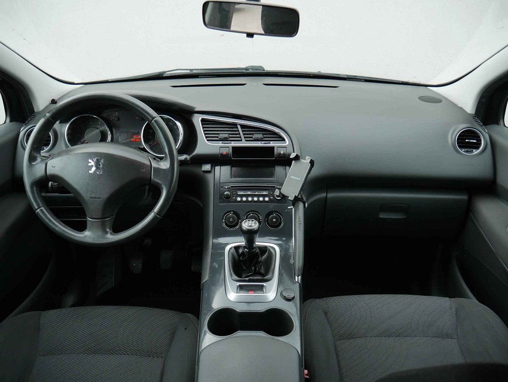Peugeot 3008 1.6i 