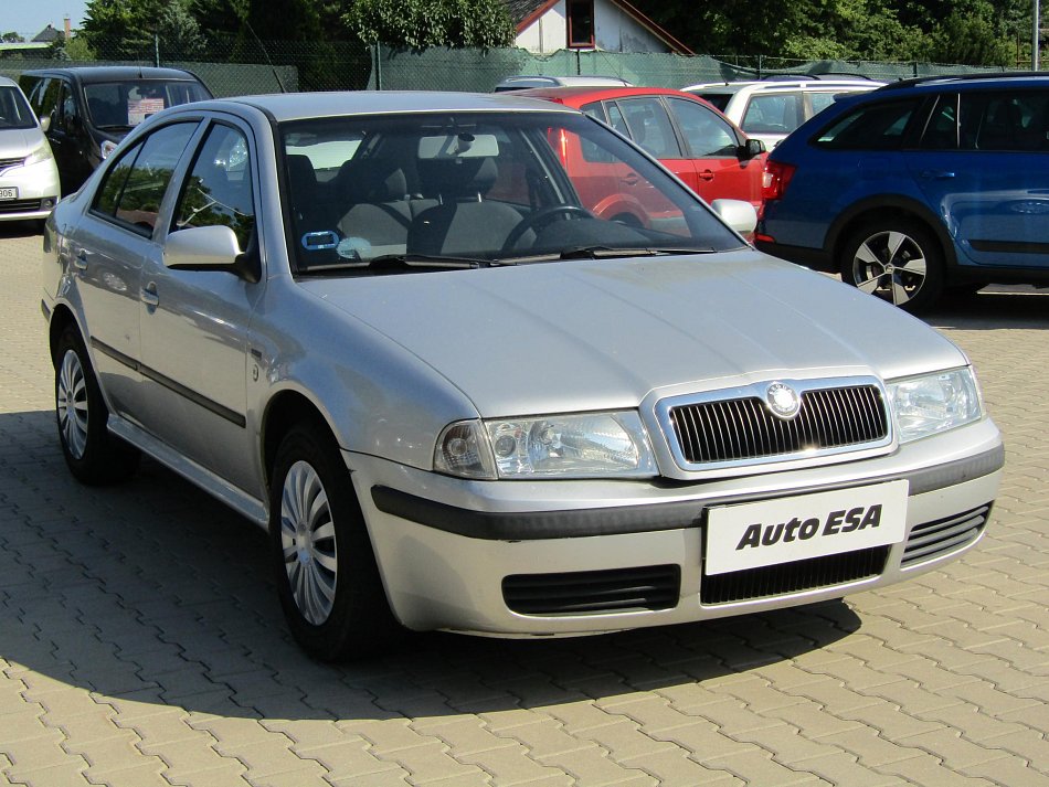 Škoda Octavia 2.0i 