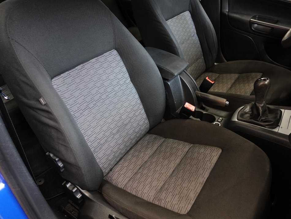 Škoda Octavia II 1.6MPi Ambiente