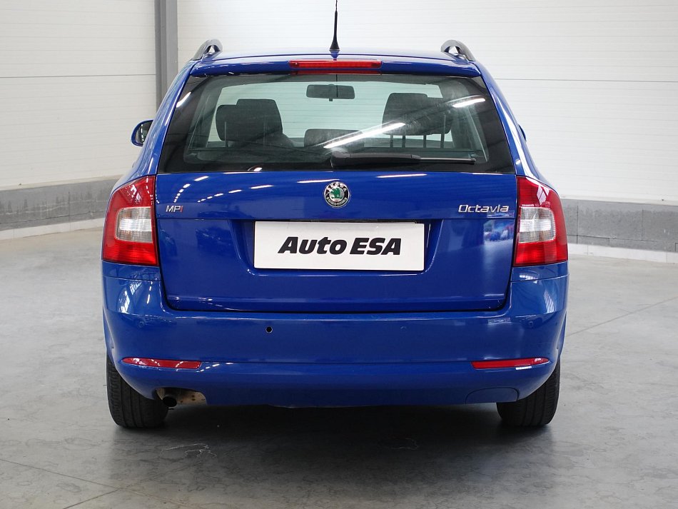 Škoda Octavia II 1.6MPi Ambiente