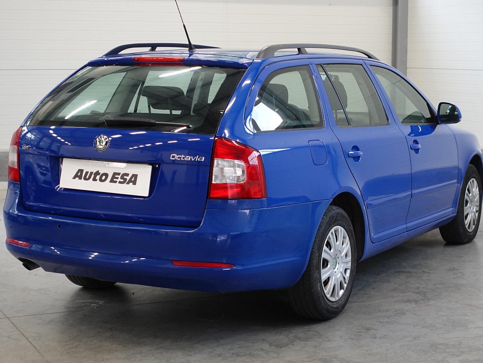 Škoda Octavia II 1.6MPi Ambiente