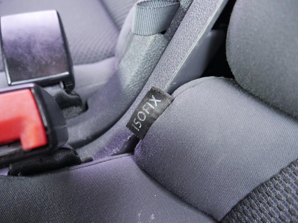 Volkswagen Touran 1.6 TDi  7míst